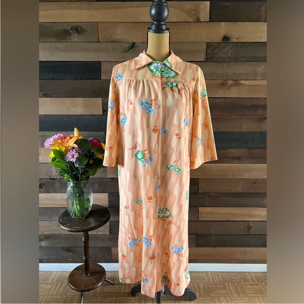 Vintage Floral Peach Orange Floral Snap Button Front Nightgown Size 12 - Picture 2 of 12
